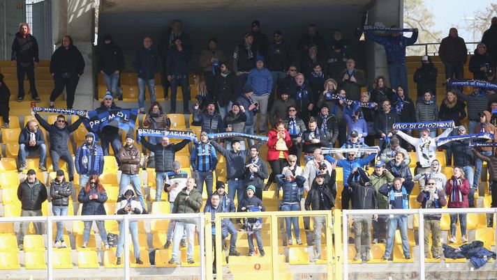 Termoscanner allo stadio di Lecce: tifosi da Bergamo, prima i controlli e poi i 7 gol