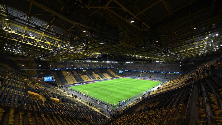 Derby della Ruhr a porte chiuse nel week-end: la polizia chiede ai tifosi del Borussia Dortmund di stare a casa