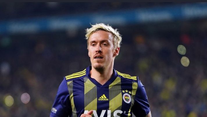 Istanbul, il derby dei 13 cartellini e della grande delusione del Fenerbahce che sprofonda in casa