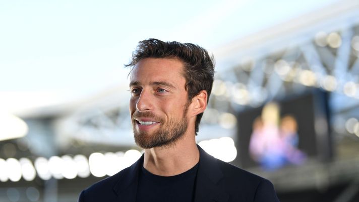Contro chi esce con gli amici e contro chi va a sciare: le parole dure e sferzanti di Claudio Marchisio