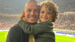 Anche lui guardava il Milan con papà: Luca Antonelli con il figlio a San Siro…