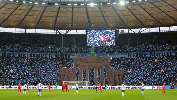 Niente Est e niente Ovest: 30 anni dopo Hertha-Lipsia abbatte di nuovo il Muro di Berlino