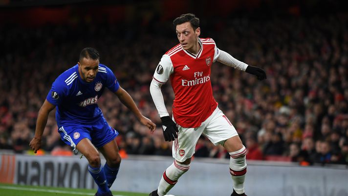 Entourage Fenerbahce: “A gennaio Mesut Ozil verrà da noi al 90 per cento…”