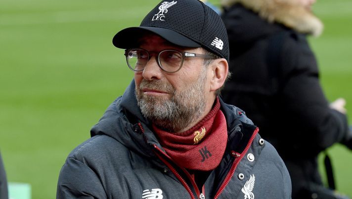 Il “duro” Jurgen Klopp in lacrime: l’inno del Liverpool in ospedale commuove a fondo il tecnico tedesco