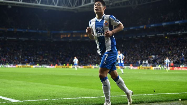 Il post-derby di Barcellona è tutto fra il cinese Wu Lei e il fenomeno Messi