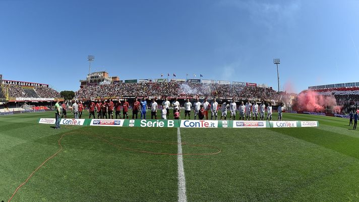 Foggia contro Bari: il derby di Puglia e il grande sondaggio, chi avrebbe vinto fra Shalimov e Joao Paulo?