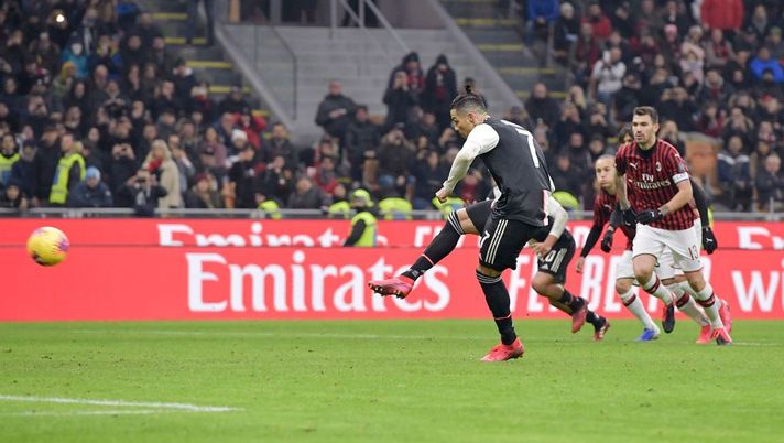 Il rigore di Calabria: Sarri a digiuno di Var – Zampini: ecco le differenze fra Maldini e Buffon-Nedved