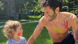 FOTO – La famiglia Candreva si diverte con la pittura: “Life in color”