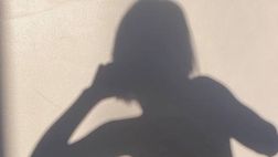 Gracia De Torres fotografa la sua ombra, ma ai fan non sfugge il “particolare” super-hot