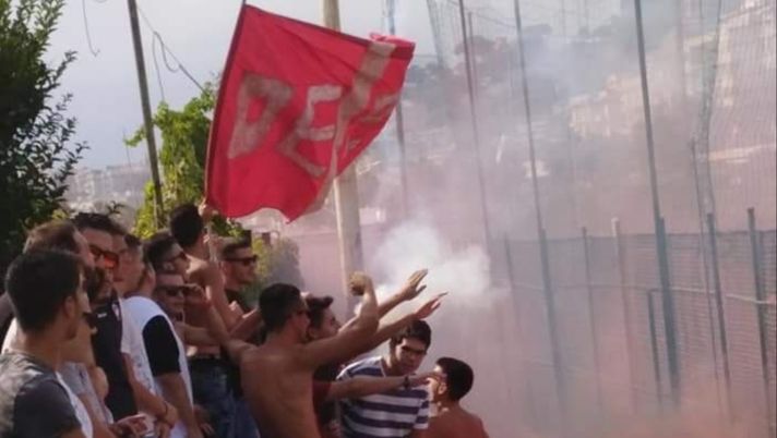 Bravi i dilettanti del calcio genovese: il Multedo gioca la partita più importante, la spesa per gli anziani