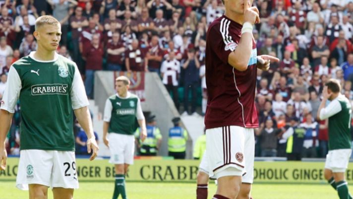 Derby di Edimburgo, gli Hearts vanno in campo mentre muore il loro storico capitano a 36 anni: “La vittoria è per te”