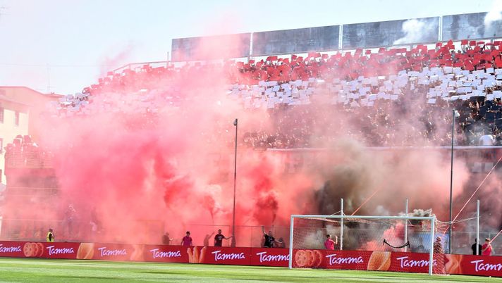Derby foggiano allo Zaccheria: posti limitati per i tifosi del Cerignola, squalificato il tecnico Ninni Corda