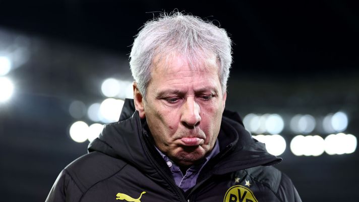 Borussia Dortmund, i dirigenti e i giocatori lo criticano apertamente: Lucien Favre ha i giorni contati?