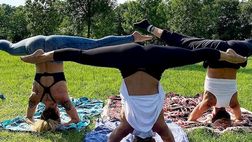 Melissa Satta, domenica al parco: relax e palestra all’aperto con la Corvaglia