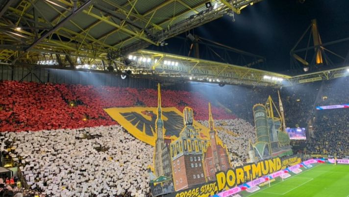 Ancora Haaland: 1 gol ogni 38 minuti – Ecco il Muro Giallo: la città di Dortmund tutta in coreografia