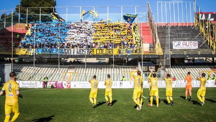 Derby di Foggia, il Cerignola vicino ai due tifosi feriti allo Zaccheria: “Vi vogliamo con noi al Monterisi”