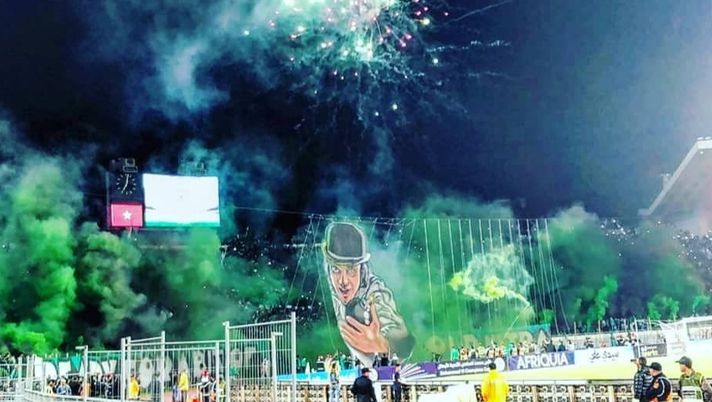 Casablanca, il derby di Mangiafuoco: tifosi infuriati per la vendita online dei biglietti
