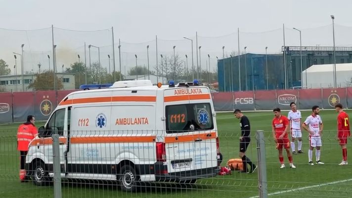 Derby Primavera a Bucarest, il giovane Dumitru a terra: ambulanza in campo, poi le scuse degli avversari