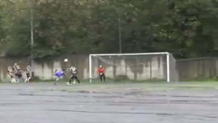 Il gol dello scorpione fa proseliti: il campionato è di 2′ categoria, ma il numero di altissima scuola!
