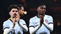 Rafael Leao, l’unico attaccante marcato da 3 giocatori in Serie A…