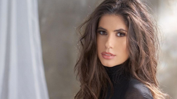 Ines festeggia il suo compleanno. La Trocchia super sensuale nel giorno dei suoi 26 anni