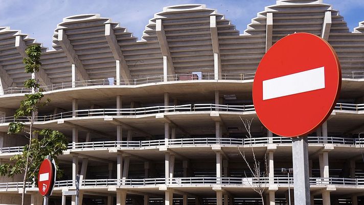 Valencia, la Comunitat attende il nuovo derby: a ottobre l’Esercito aveva simulato un attacco biologico allo stadio…