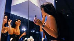 Georgina Rodriguez, lato B in bella mostra: la foto allo specchio esalta le sue curve