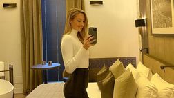 SOCIAL / Scatti sexy per Vicky Varga: lady Pelle scherza e interagisce con i fan
