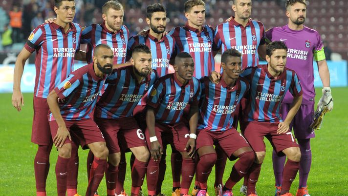 E’ derby fra calcio e matrimoni, Trabzonspor: “Non sospendiamo il campionato turco altrimenti tutti divorziano!”
