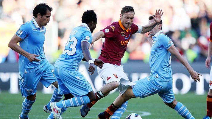 Totti e l’eterno derby: “Se la Lazio non fosse così avanti, sarei anche contento se ripartisse il Campionato…”
