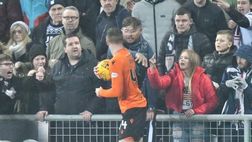 La tifosa e il dito medio: pareggio e tensione nel derby di Dundee