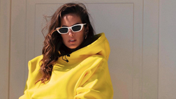 Izabel Goulart, prosegue la vacanza a Mykonos: gli ultimi scatti lasciano i fan senza fiato