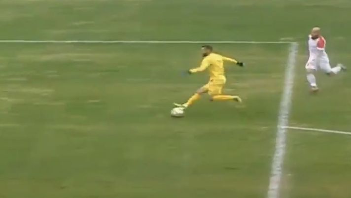 Caro portiere, non dribblare…il gol ineluttabile della Macedonian Football Cup…