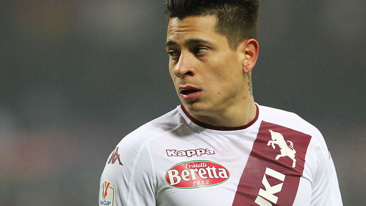 Genova, derby di mercato colpo su colpo: Samp niente Strelec ma forse Pjaca, Genoa irrompe Iturbe