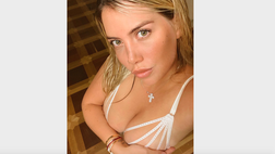 Wanda Nara, una buonanotte bollente. Scatto in intimo e décolleté da urlo per Lady Icardi