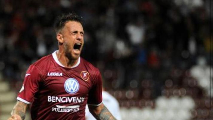 Super Denis: alla vigilia del derby di Catanzaro il Tanque supera Kallon nella storia della Reggina