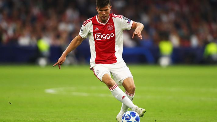 Huntelaar, il Cacciatore rifiuta il ritiro: “Non so cosa vuol fare l’Ajax, ma senza rinnovo continuo in un’altra squadra”