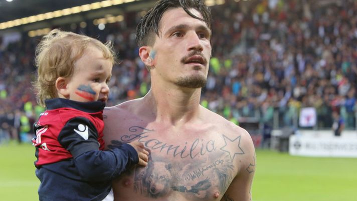 Cagliari, Pisacane sfida i viola, i blucerchiati e gli spallini: è Waiting for eserie A Tim