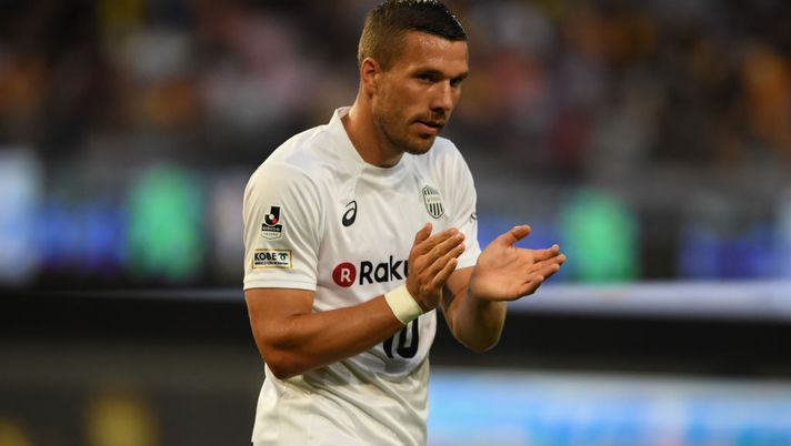 Dalla Turchia senza giri di parole, Lukas Podolski: “Dovete tenere tutti le chiappe in casa!”