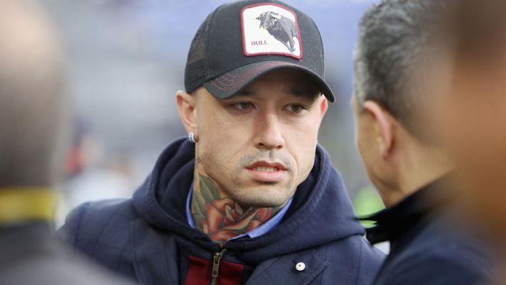 Nainggolan a Totti: “Francesco palleggia e fai il video, dobbiamo aiutarci e dobbiamo aiutare chi ci aiuta”
