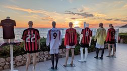 Milan-Udinese, strano stadio: Milan Clubs con gli striscioni capovolti