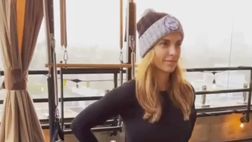 VIDEO / Elisabetta Canalis, allenamento anche nelle vacanze: il video incanta i fan