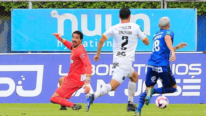 Costa Rica, incredibile ma vero: l’Herediano rimonta da 2-0 a 2-2 in tripla inferiorità numerica