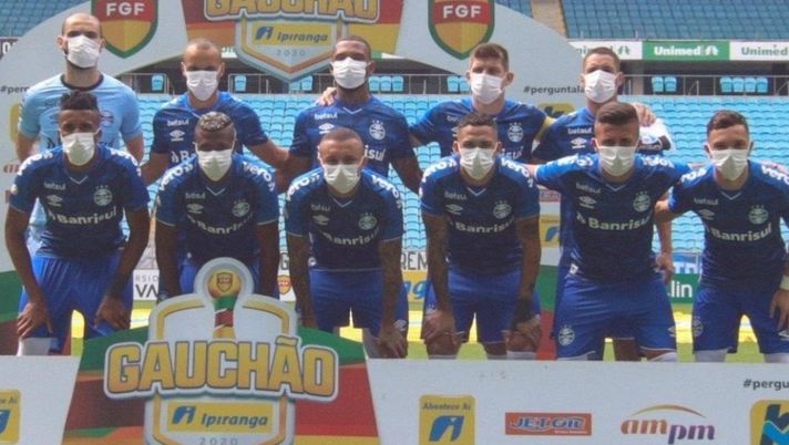 Gremio in campo con la mascherina per protesta, Renato Portaluppi: “Siamo persone anche noi”