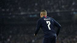 Mbappé cambia look. Il colore scelto per i capelli lascia follower e compagni… perplessi!