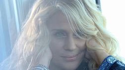 Heather Parisi, al figlio di 10 anni chiedono del flirt con Maradona: “La verità va sempre…”