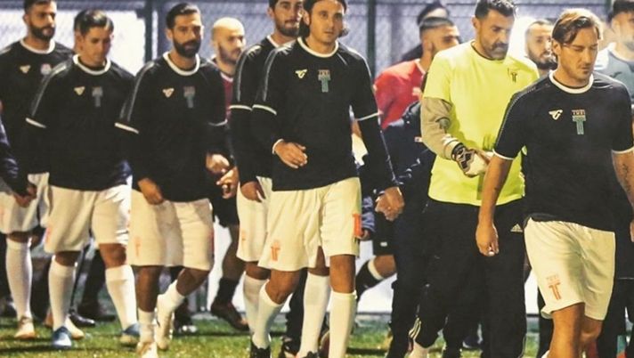 Derby di Roma: Totti perde a calciotto, Roma-Lazio appuntamento alle…diciotto