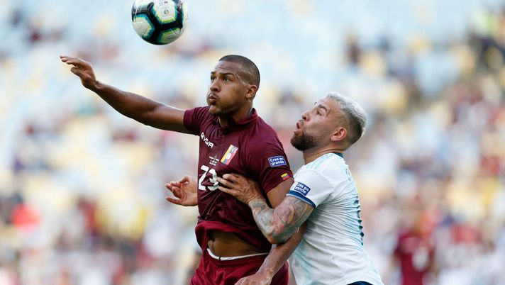 Dalian Yifang, Rafa Benítez “libera” il suo bomber: adesso Rondón può andare a giocare nella Nazionale venezuelana