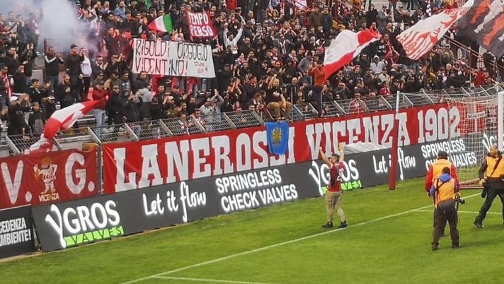 Coppa Italia, derby del Nord-Est di fuoco: Milanese protesta, rigore e qualificazione per il Vicenza