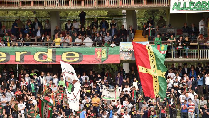 Ternana rimontata dal Bisceglie: in campo Vantaggiato si ribella ai tifosi e poi si scusa sui social